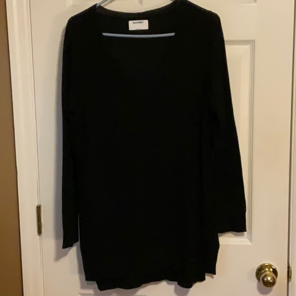 Old Navy Women’s Lightweight Black Minimalist V-Neck Ribbed Sweater Si